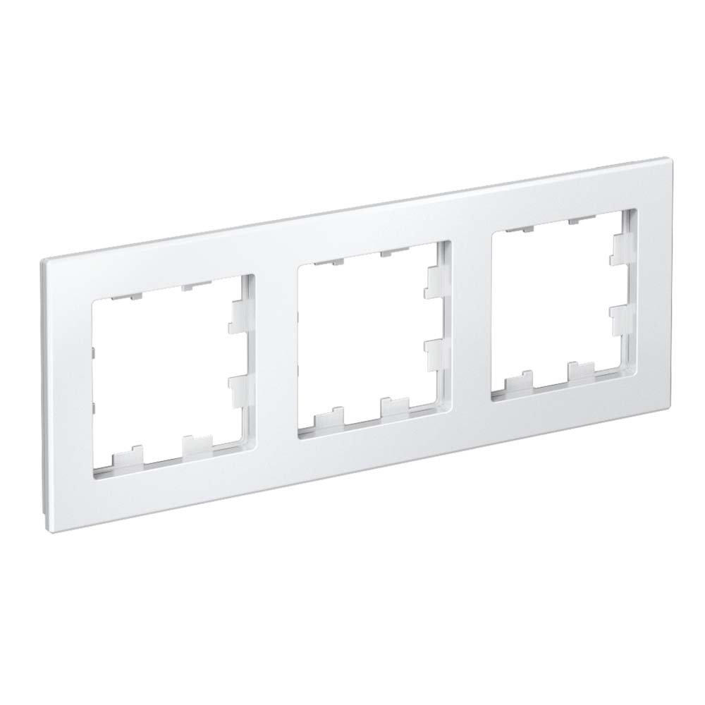 Рамка 3 поста универсальная (белый) ATLASDESIGN SE