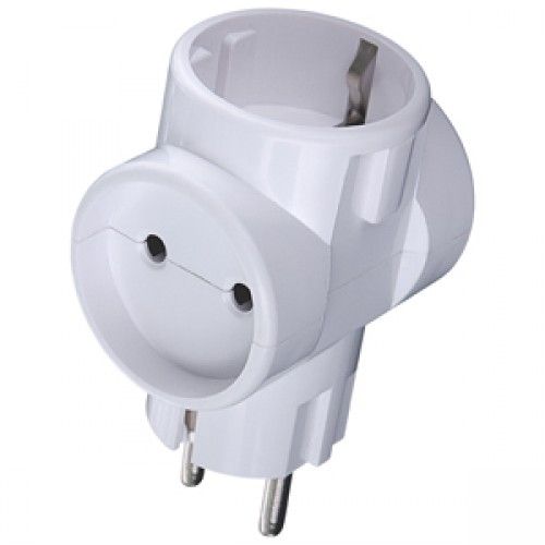 Тройник 3T1 с з/к 16А 220В IP20 (белый) TOKER