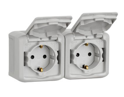 Розетка 2-я с заземлением с защитными шторками IP44 (серый) Quteo Legrand (782353)