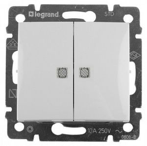 Переключатель 2кл с зеленой подсветкой (белый) Valena Classic Legrand (774212)
