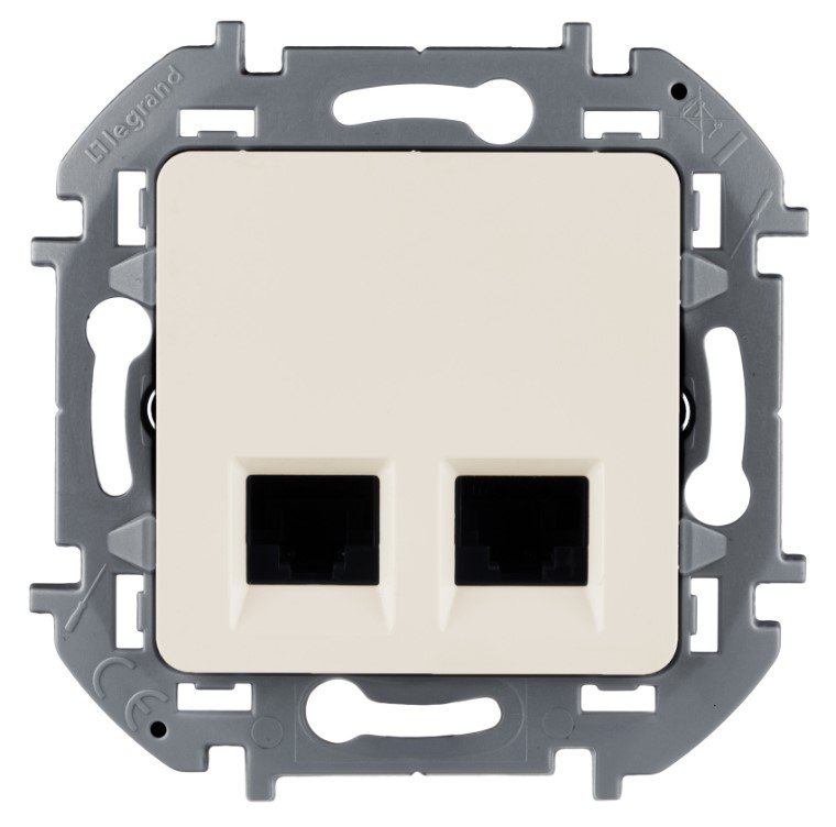 Розетка 2-я RJ45 категория 5 UTP (слоновая кость) INSPIRIA Legrand/Daccord (673836)
