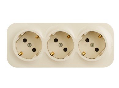 Розеточный блок с предварительным подключением 3х2К+З со шторками (сл.кость) IP20 Quteo (новый механ.) Legrand/Daccord (