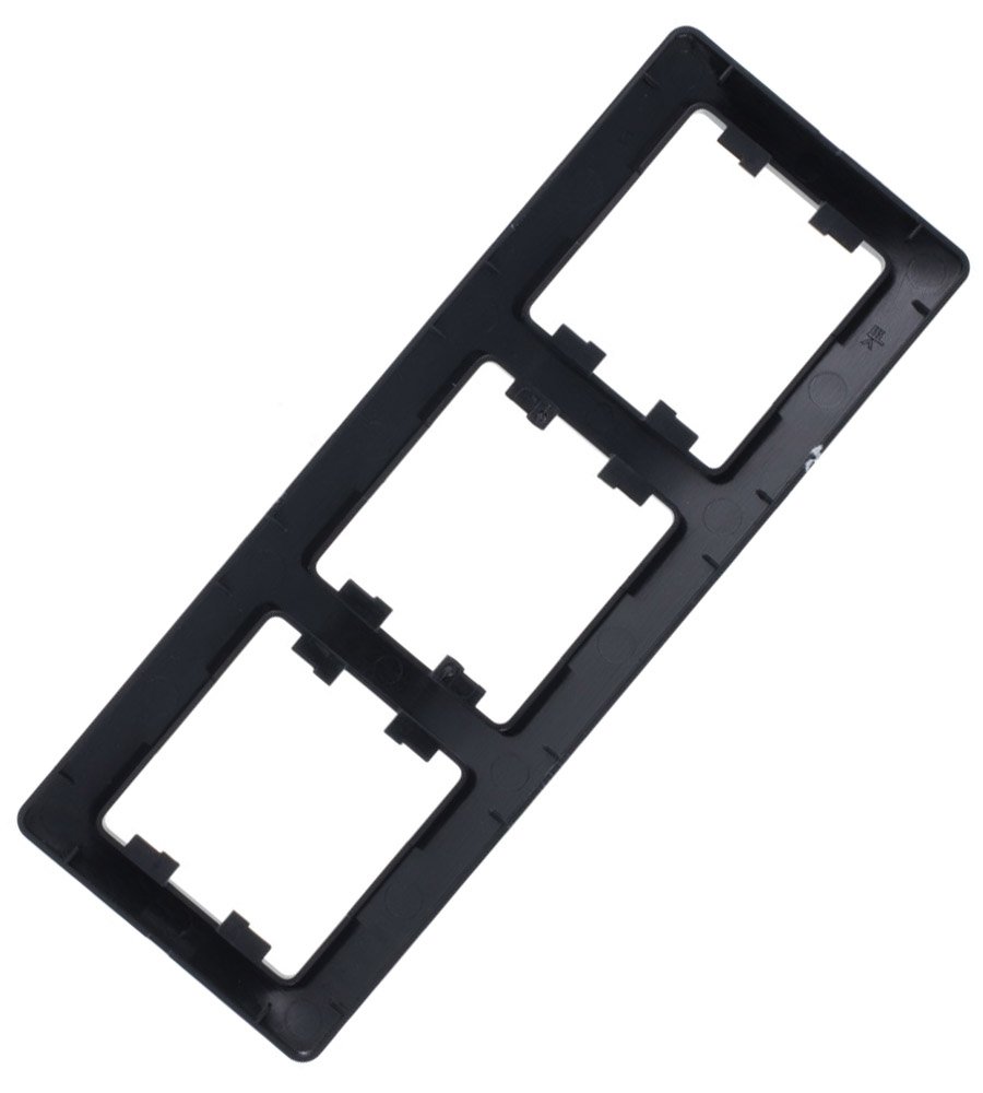 SE Рамка 3 постовая горизонтальная (антрацит) (GLOSSA)