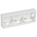 Короб для наружного монтажа 3 поста (белый) Valena Classic Legrand (776183) Короб для наружного монтажа 3 поста (белый) Valena Classic Legrand (776183)