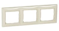 Рамка 3 поста горизонтальная (слоновая кость) Valena Classic Legrand/Daccord (774353) Рамка 3 поста горизонтальная (слоновая кость) Valena Classic Legrand/Daccord (774353)