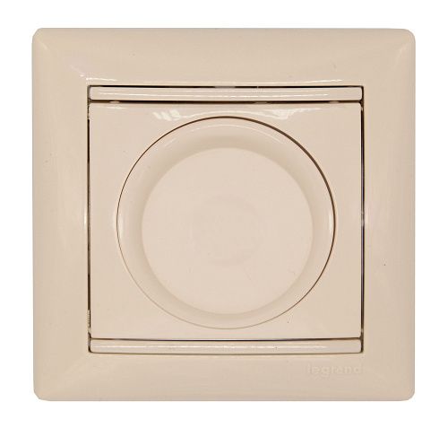 Светорегулятор поворотный универсальный 2-проводный LED 5-300Вт (слоновая кость) Valena Classic Legrand (774163)