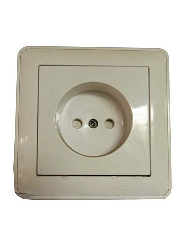 Розетка СУ без заземления с защитными шторками в сборе (белый) W59 SE УЦЕНКА