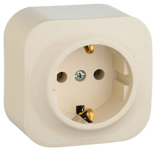 Розетка с заземлением без шторок IP20 (слоновая кость) Quteo Legrand/Daccord (782241)