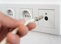 Слаботочка в доме и квартире: компьютеры, вай-фай, телевизор и прочее – от идеи до монтажа Слаботочка в доме и квартире: компьютеры, вай-фай, телевизор и прочее – от идеи до монтажа