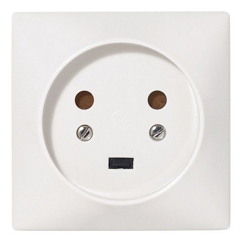 Розетка со шторками 2Р+Т 20А 220В IP20 80х80мм (слоновая кость) Legrand (55422)