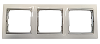 Рамка 3 поста горизонтальная (белый/хром) Valena Classic Legrand (774293) УЦЕНКА Рамка 3 поста горизонтальная (белый/хром) Valena Classic Legrand (774293) УЦЕНКА