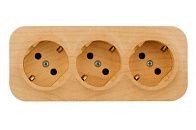 Розеточный блок с предварительным подключением 3x2К+З со шторками (сосна) IP20 Quteo (новый механизм) Legrand/Daccord (7