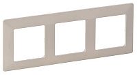 Рамка 3 поста (слоновая кость) Valena Life Legrand (754043) Рамка 3 поста (слоновая кость) Valena Life Legrand (754043)