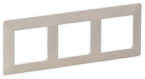 Рамка 3 поста (слоновая кость) Valena Life Legrand (754043)