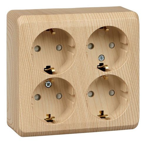 Розетка ОУ 4-я с заземлением с защитными шторками квадратная (сосна) ЭТЮД SE